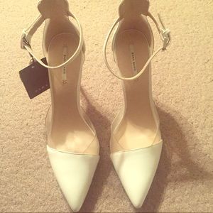 ZARA WHITE-CLEAR HEELS 👠